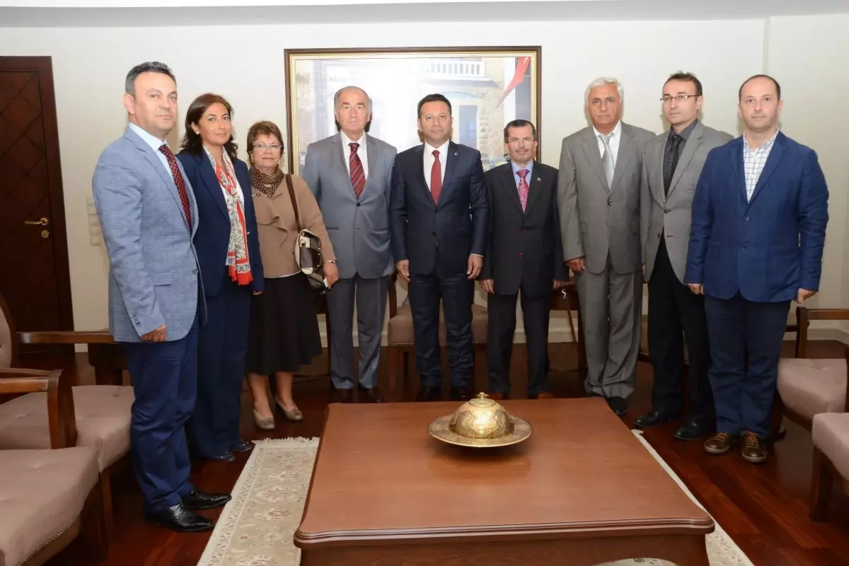 Başkan Süreyya Yücel Özden, Samsun Valisi'ni Ziyaret Etti