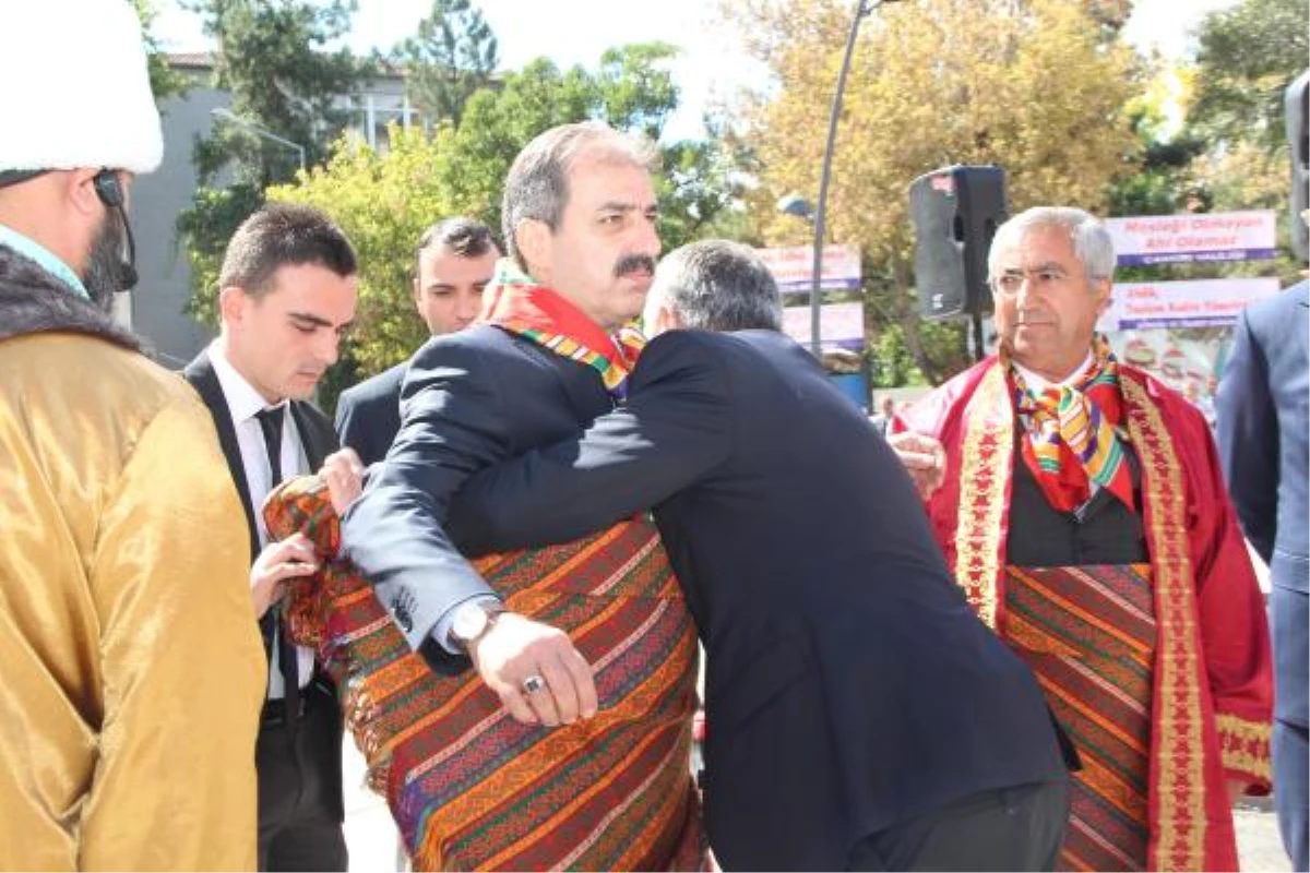 Çankırı\'da, Vali ve Belediye Başkanına Ustalık Kuşağı