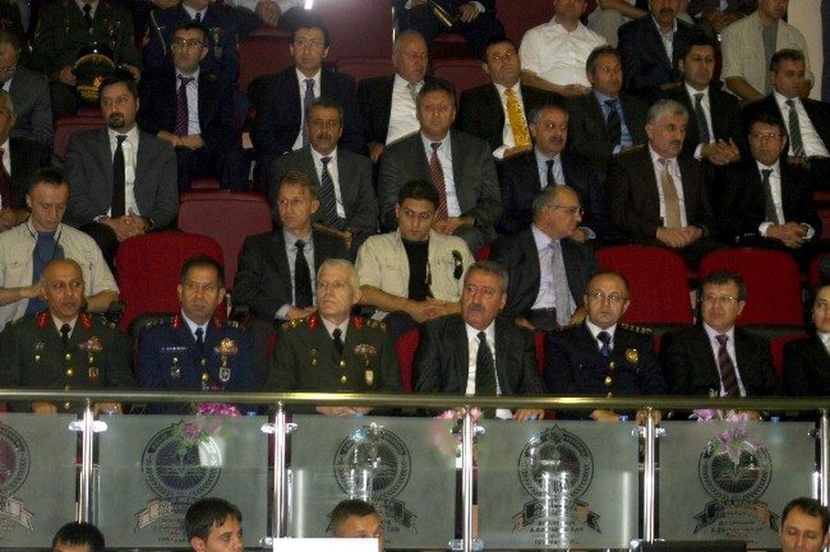 Diyarbakır\'da Polis Meslek Yüksekokulu Yeni Eğitim ve Öğretim Yılına Törenle Başladı