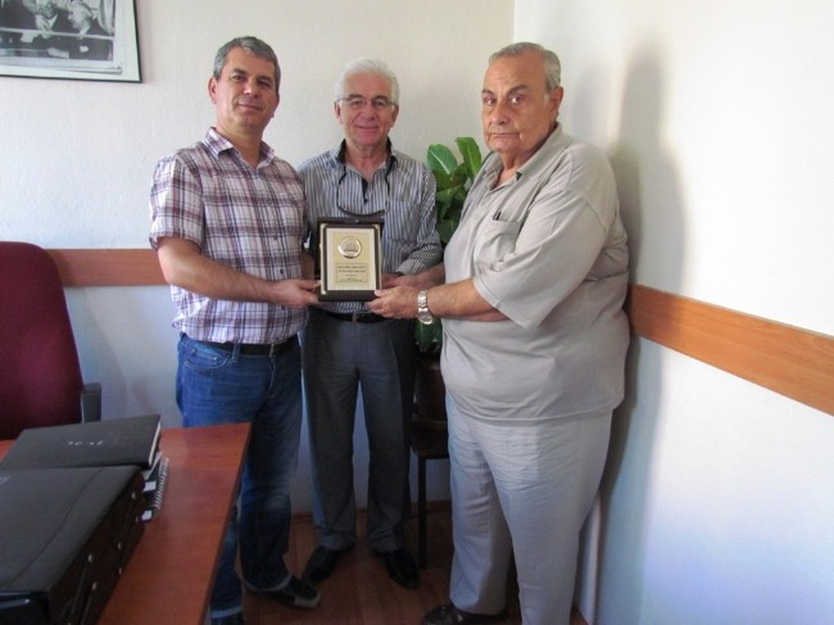 Ege Folklor Dernekleri Federasyonu\'na Ödül