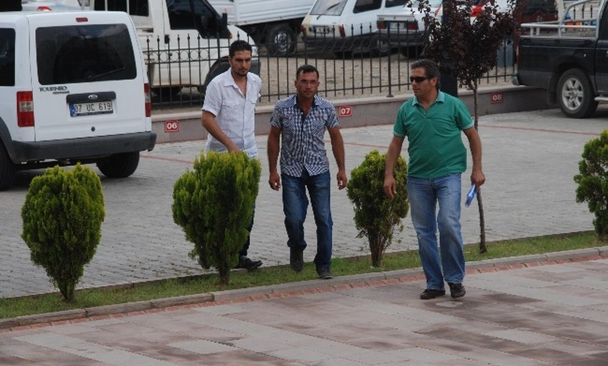Eski Nişanlısını Zorla Kaçırmak İsteyince Tutuklandı