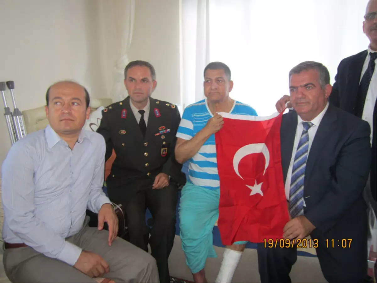 Fethiye Kaymakamı Ekrem Çalık Gazileri Evlerinde Ziyaret Etti