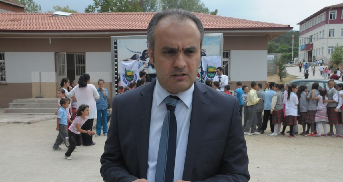 İnegöl Belediyesinden Öğrencilere 10/D Sinema Gösterimi