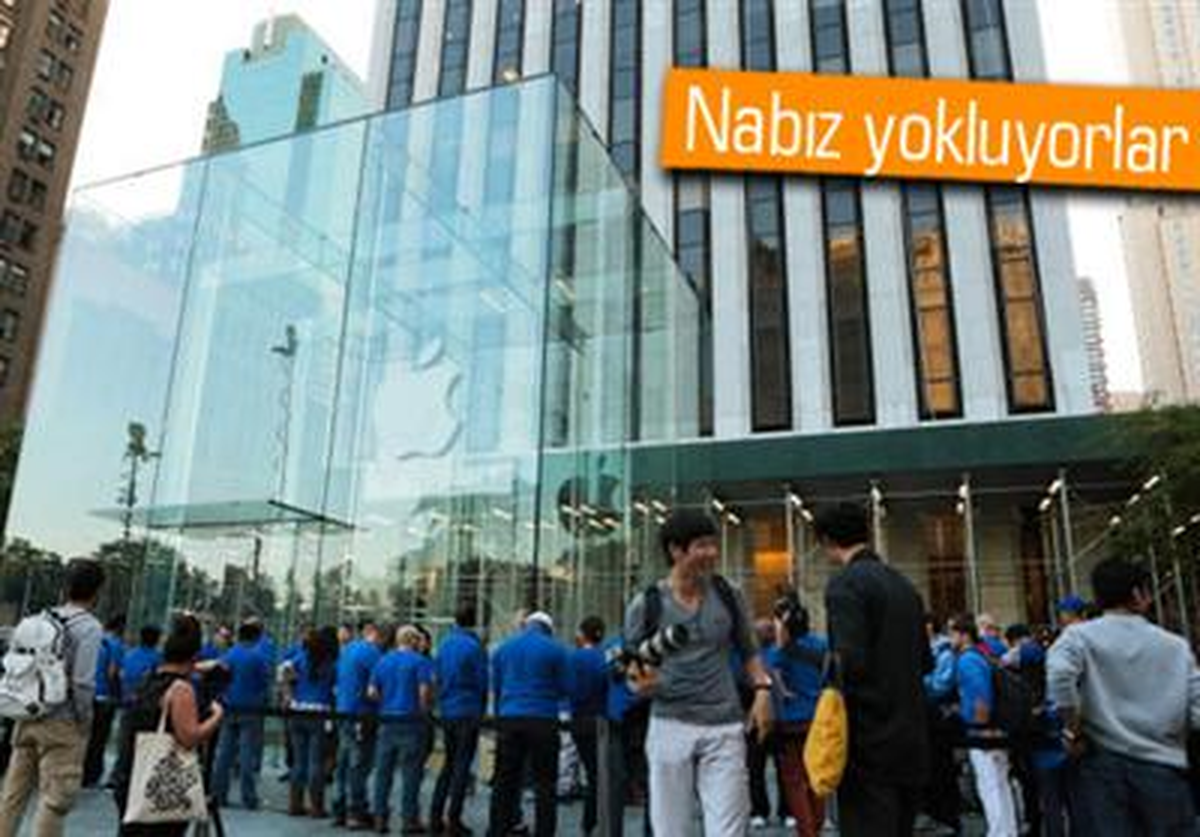 İPhone Kuyruklarında Samsung'dan Casuslar Dolaşıyor