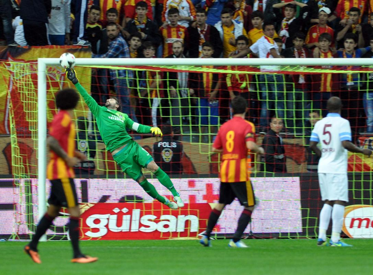 Trabzonspor, Deplasmanda Kayserispor'u 1-0 Yendi