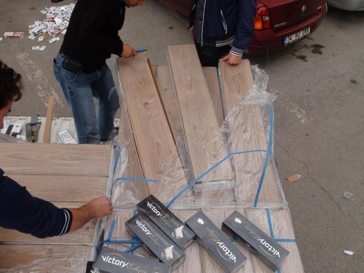 Kocaeli\'de 30 Bin Kaçak Sigara Ele Geçirildi
