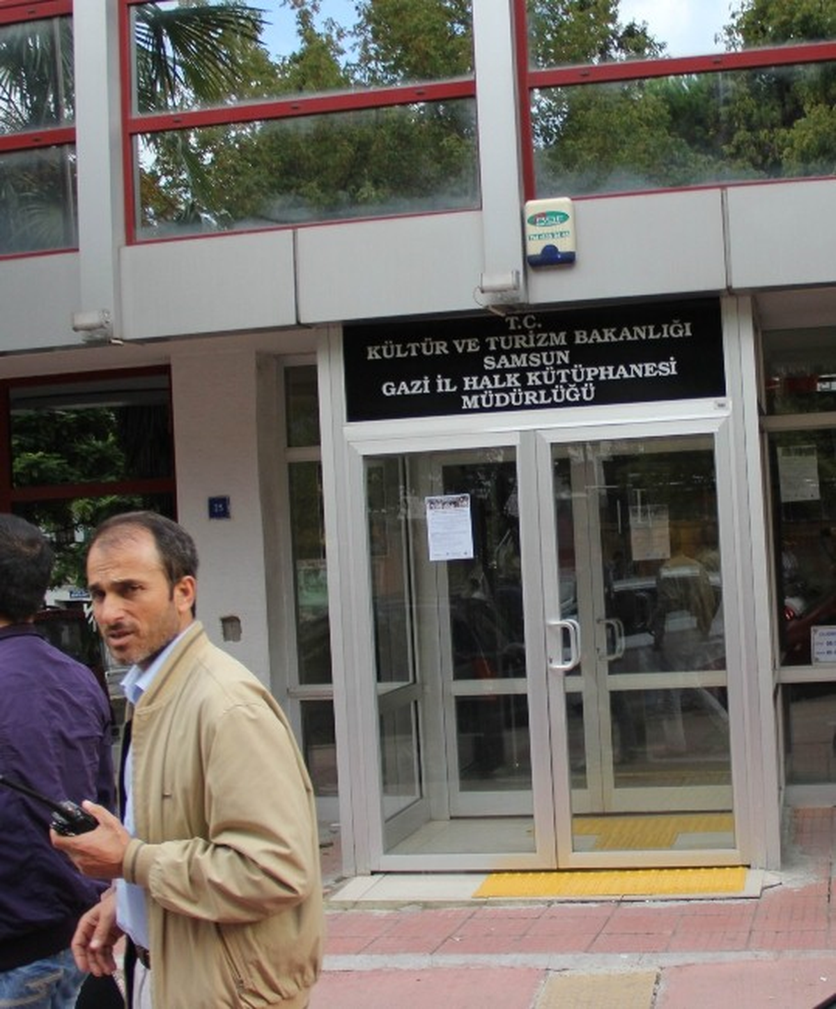 Kütüphanedeki Hırsızlık ile İlgili Çalışanlar İfade Verdi