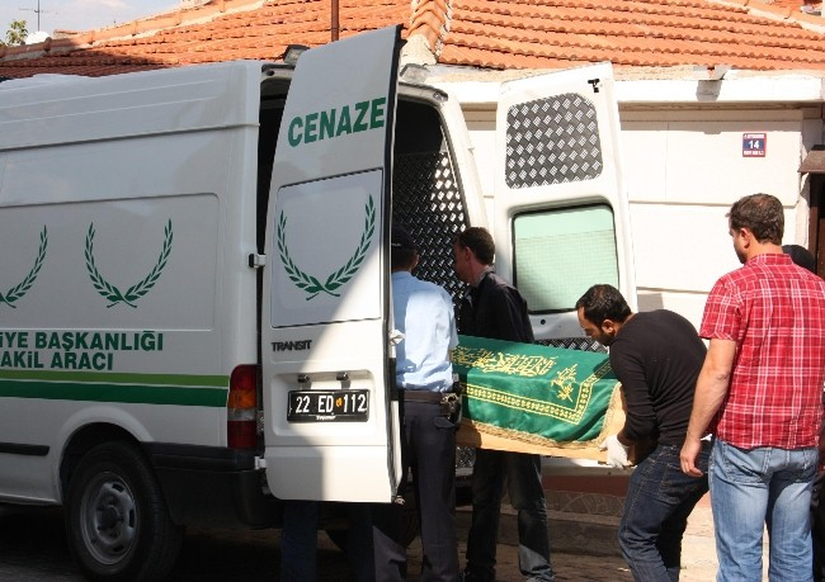 Kuyuya Düşen Yaşlı Kadın Öldü