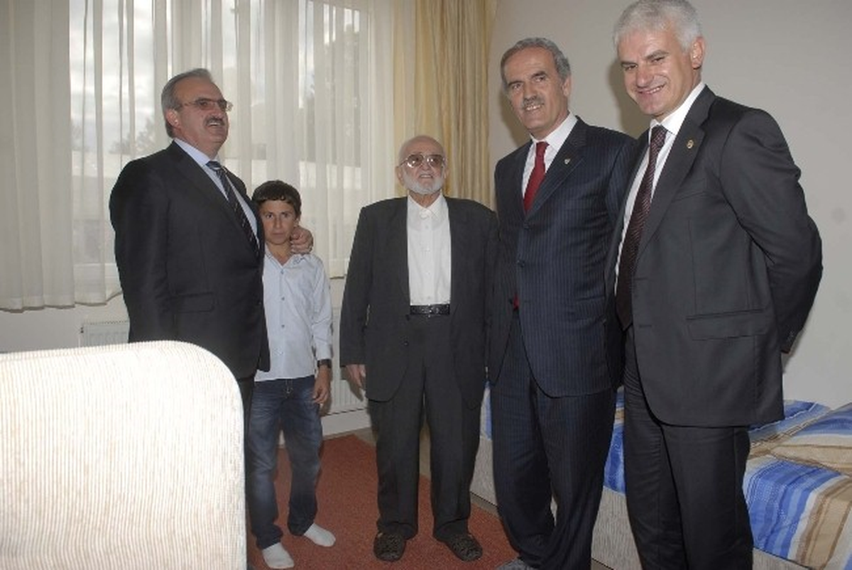 Milletvekilinin Dedesinden Eğitime Destek