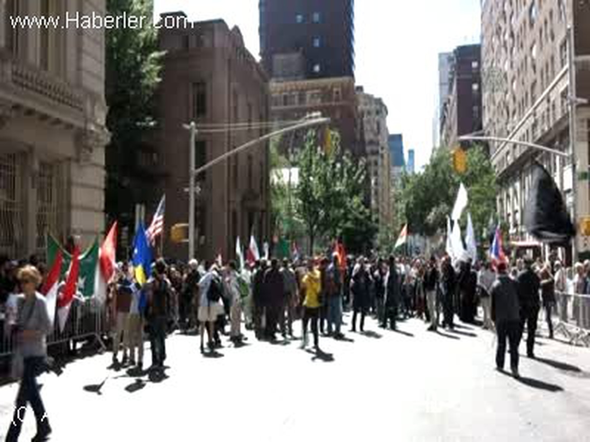 New York\'ta \'Müslüman Günü Yürüyüşü\' Gerçekleşti