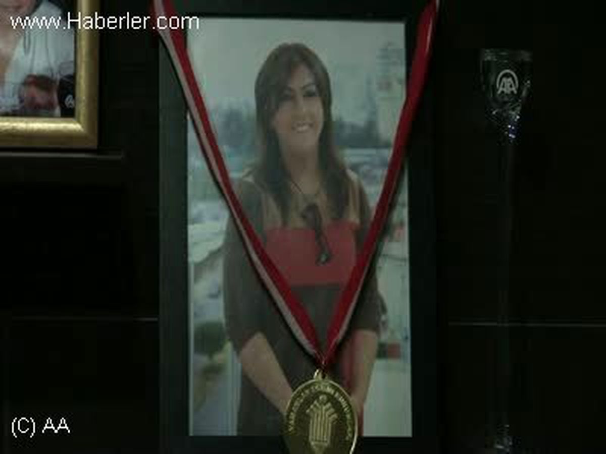 Öğrencisi tarafından öldürülen Sevilay öğretmenin kardeşi Sevgi Öztüzün İZMİR