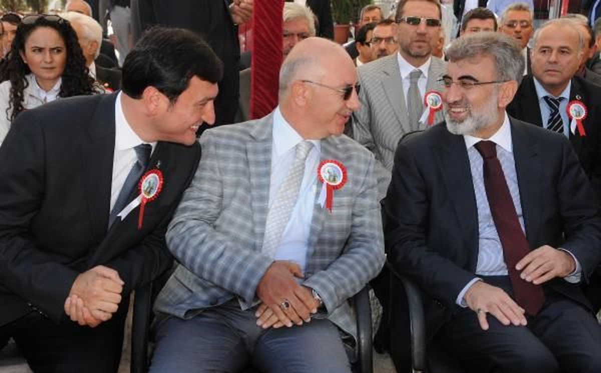 Bakan\'a kızını bırakıp gitmek istedi