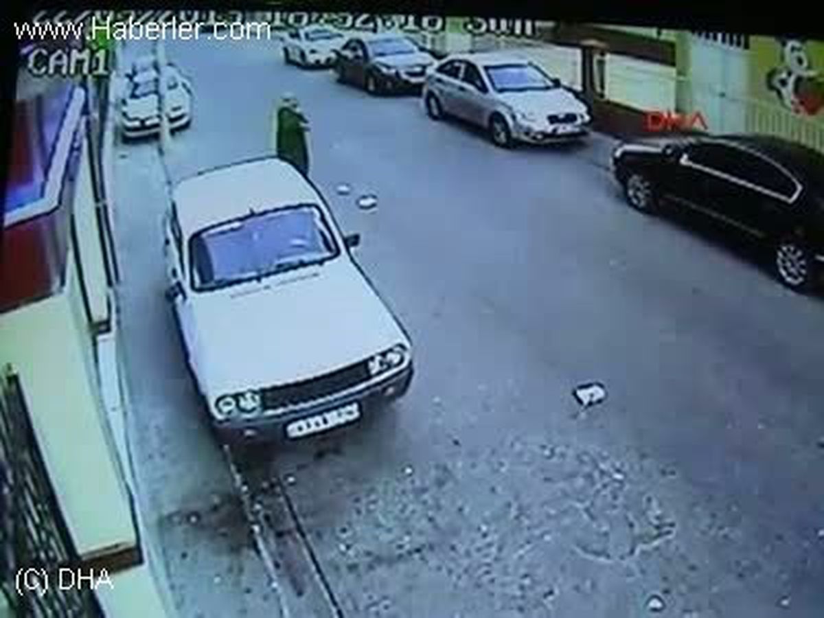 Şanlıurfa\'da Kapkaç Anı Güvenlik Kamerasında