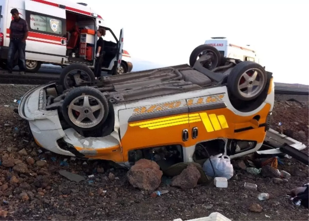Şanlıurfa'da Trafik Kazası: 1 Ölü, 4 Yaralı