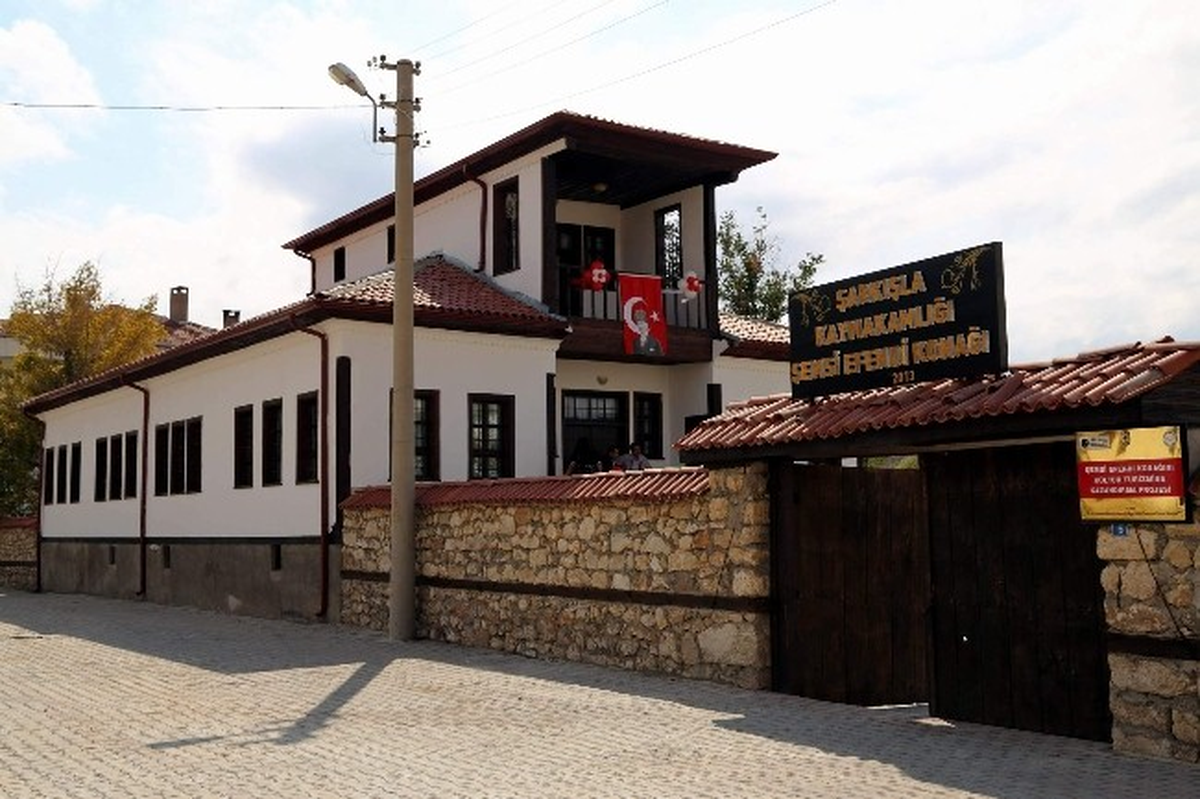 Şemsi Efendi Konağı Hizmete Açıldı