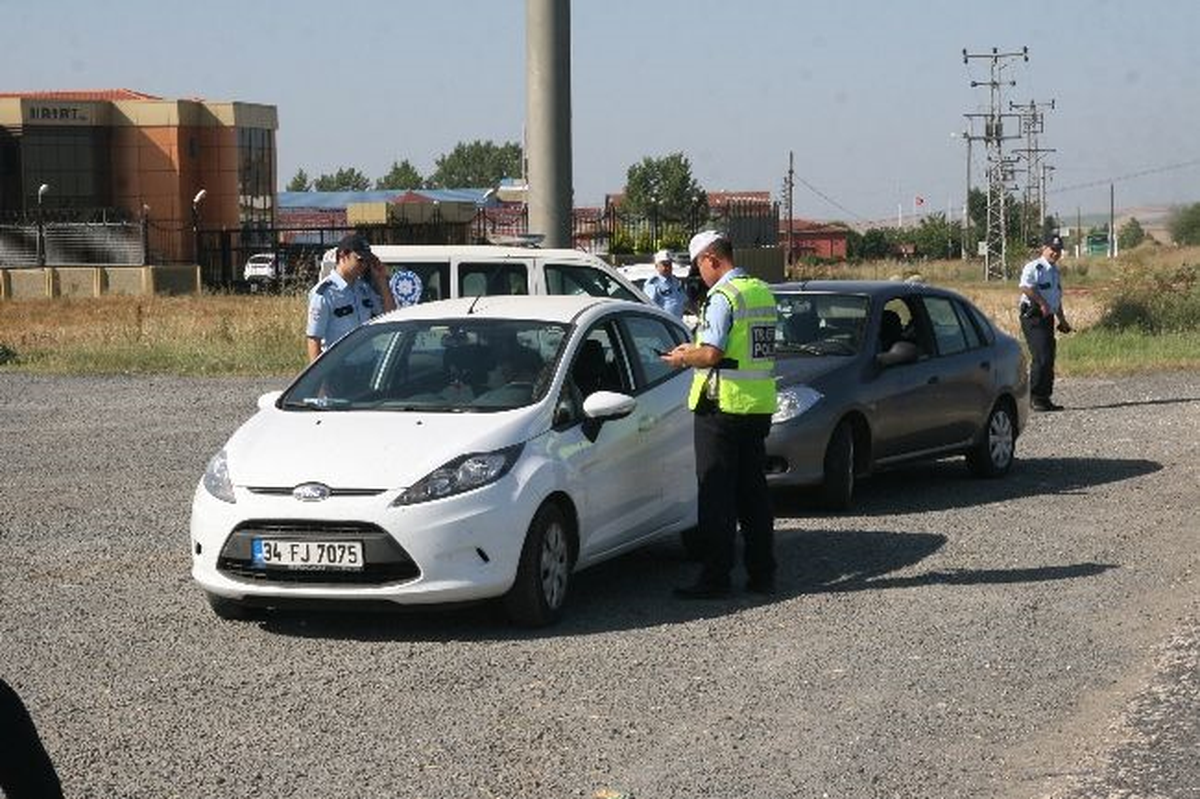 Trabzon\'da Trafik Kontrolleri