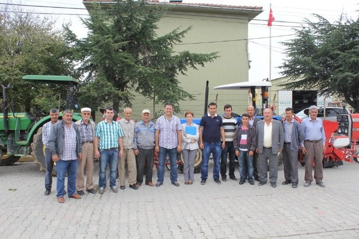 31 Çiftçiye Makine Ekipmanları Dağıtıldı