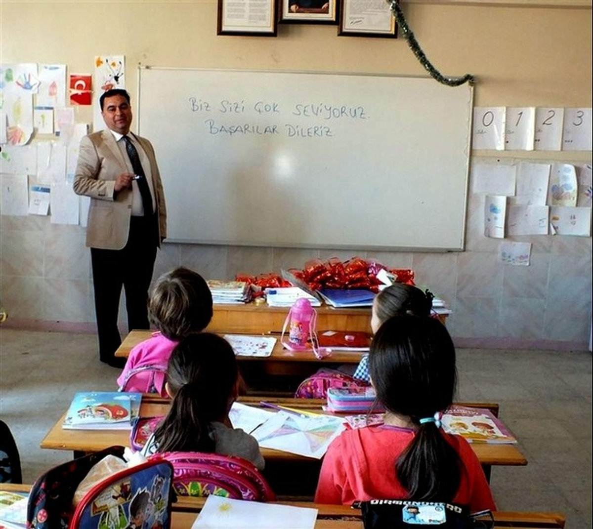 Başkan Kılınç Minikleri Sevindirdi