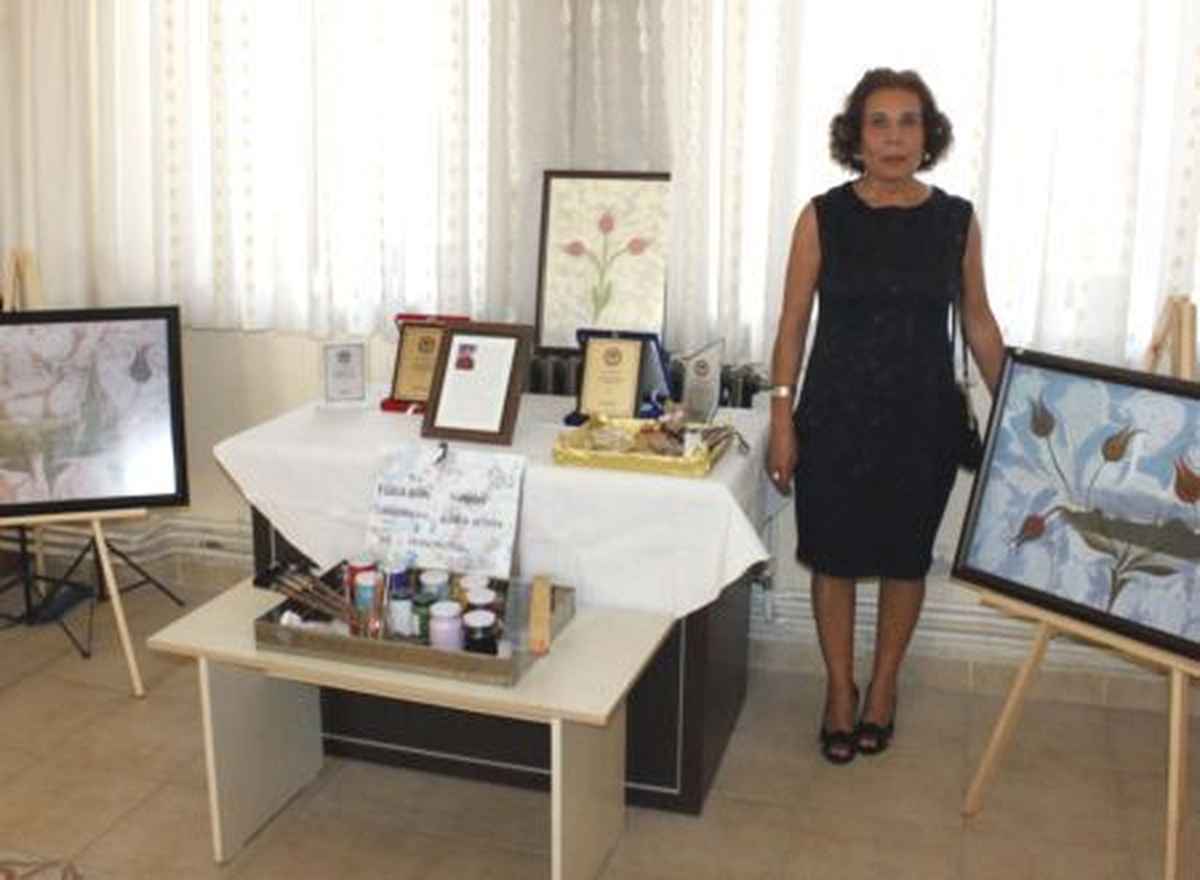 Ezine\'de, Ebru ve Yağlı Boya Resim Sergisi Açıldı