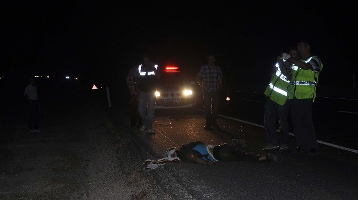 Nusaybin\'de Yol Kenarında Ceset Bulundu