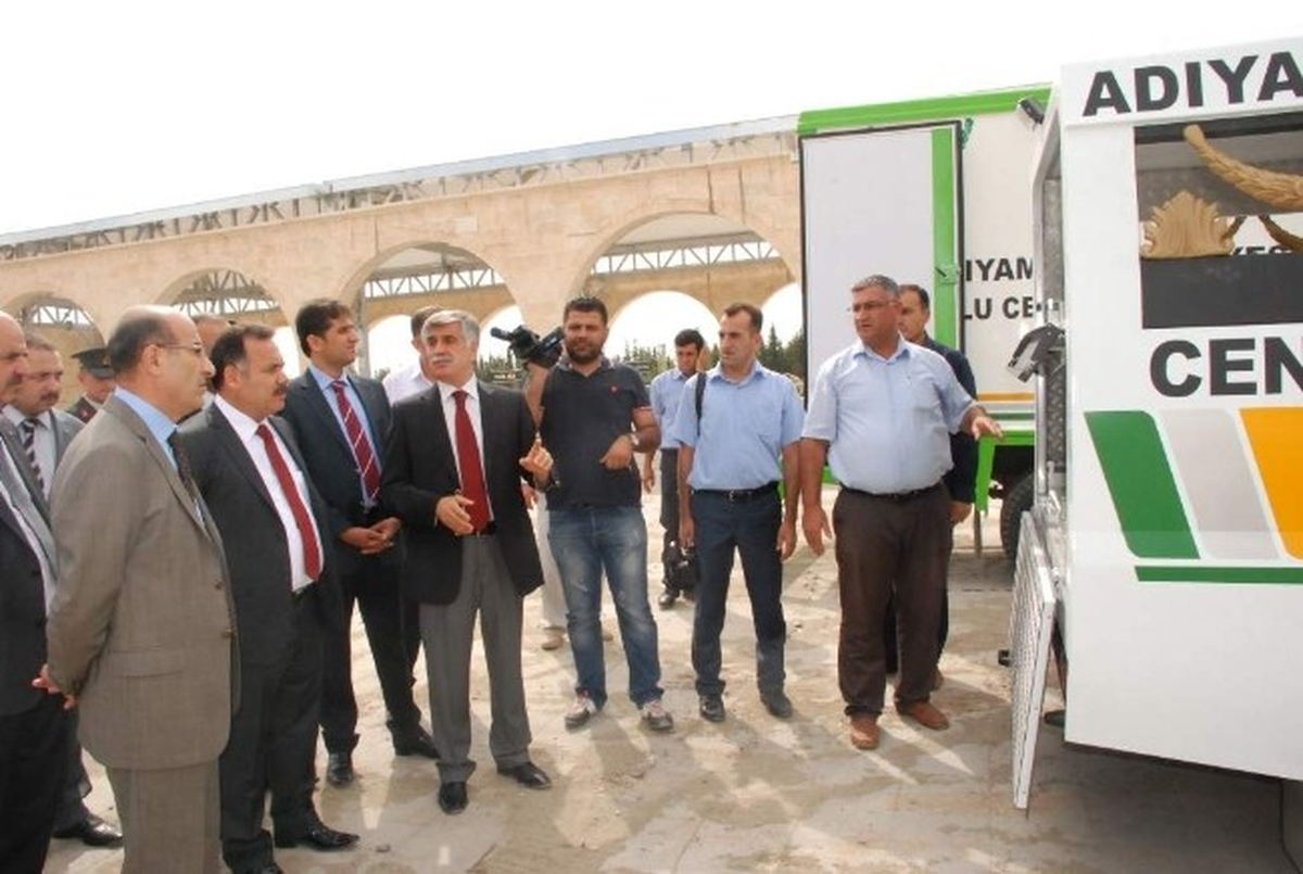 Adıyaman Protokolünden Yeni Mezarlık Camii\'nde İnceleme