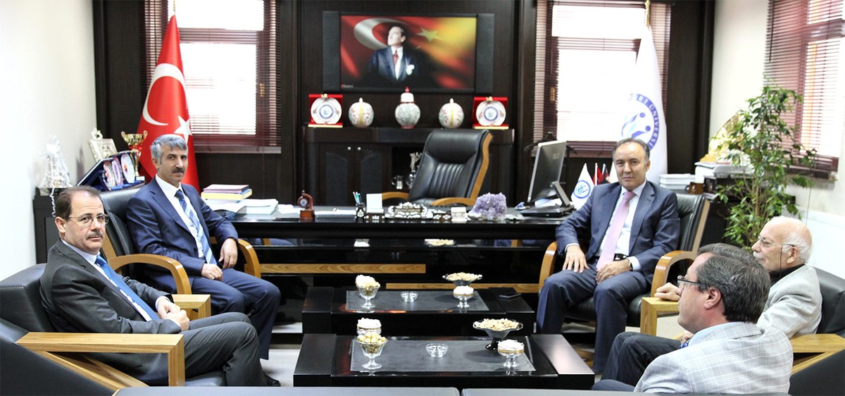 Erzurum ve Bayburt Valileri, BÜ Rektörünü Ziyaret Etti
