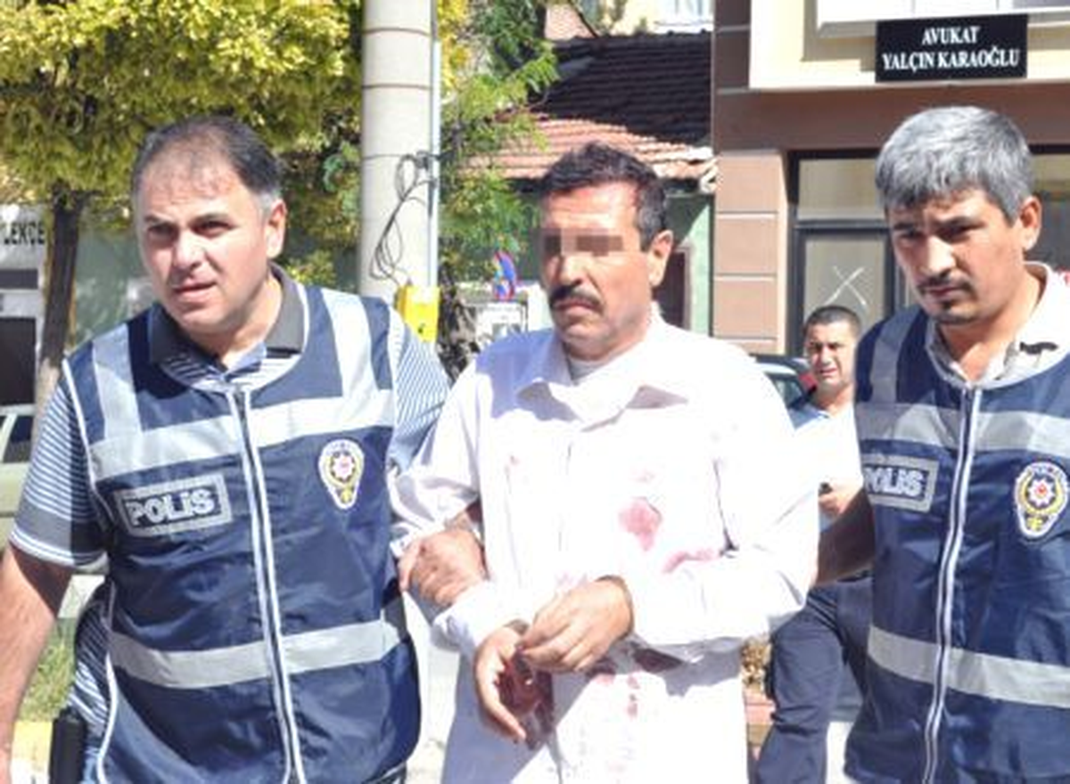 Eşini ve Çocuğunu Bıçaklayan Kişi Tutuklandı