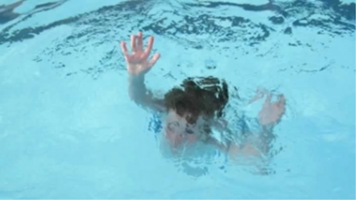 Havuza Düşen Çocuk Boğuldu