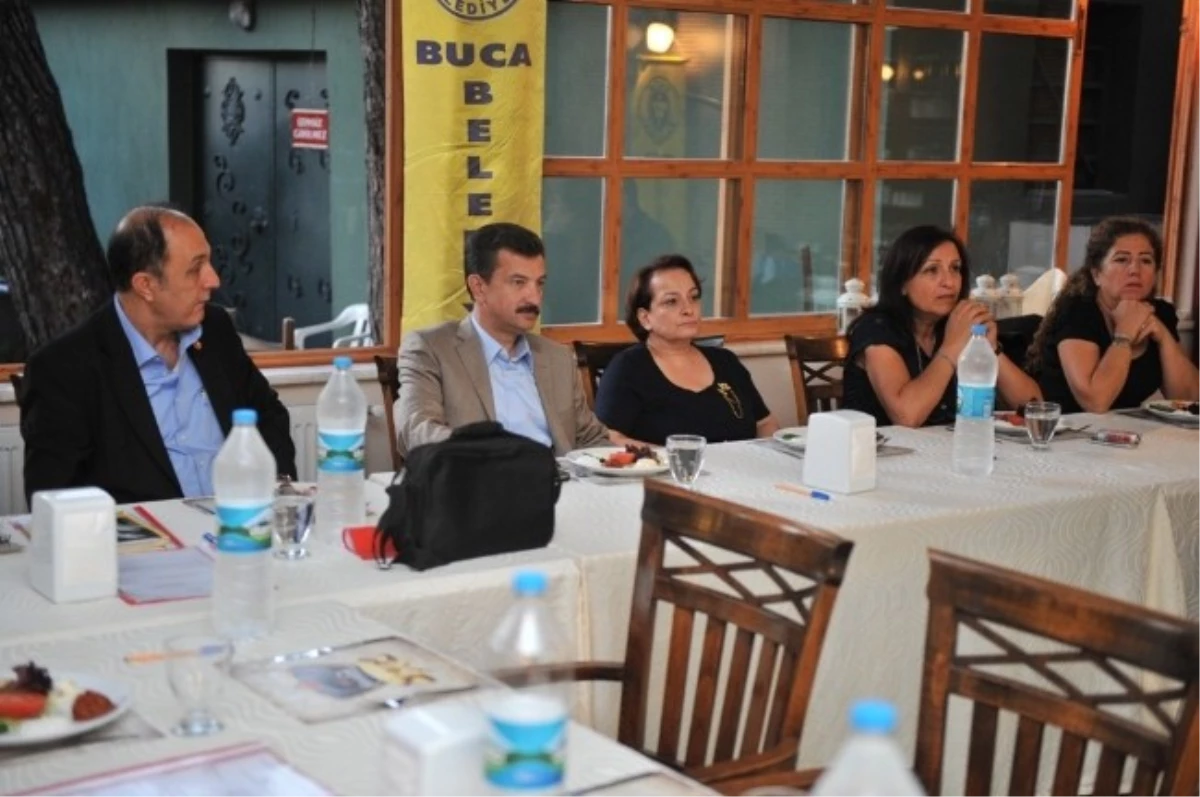 İzmir Kent Konseyleri Buca\'da Buluştu