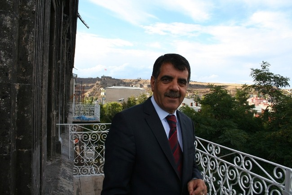 Kars Belediyesi Modern Hizmet Binası\'nda Sona Gelindi