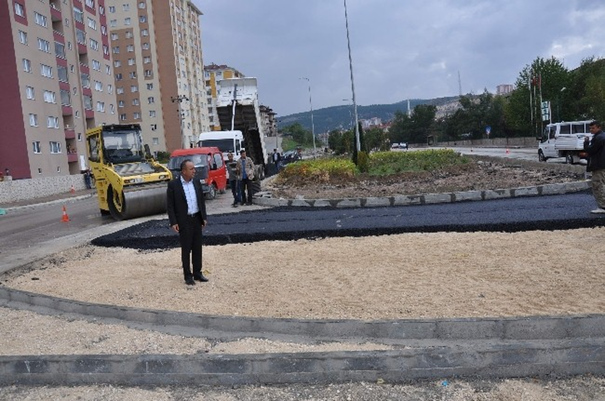 Kavşak ve Sinyalizasyon Çalışmaları Devam Ediyor
