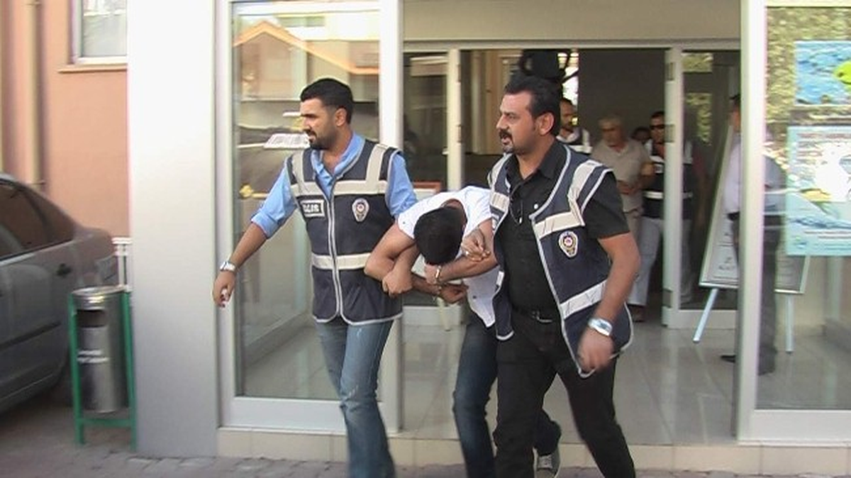 Sahte Savcılar Suçüstü Yakalandı