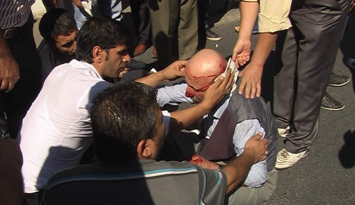 Yaşlı Adama Kamyon Çarptı