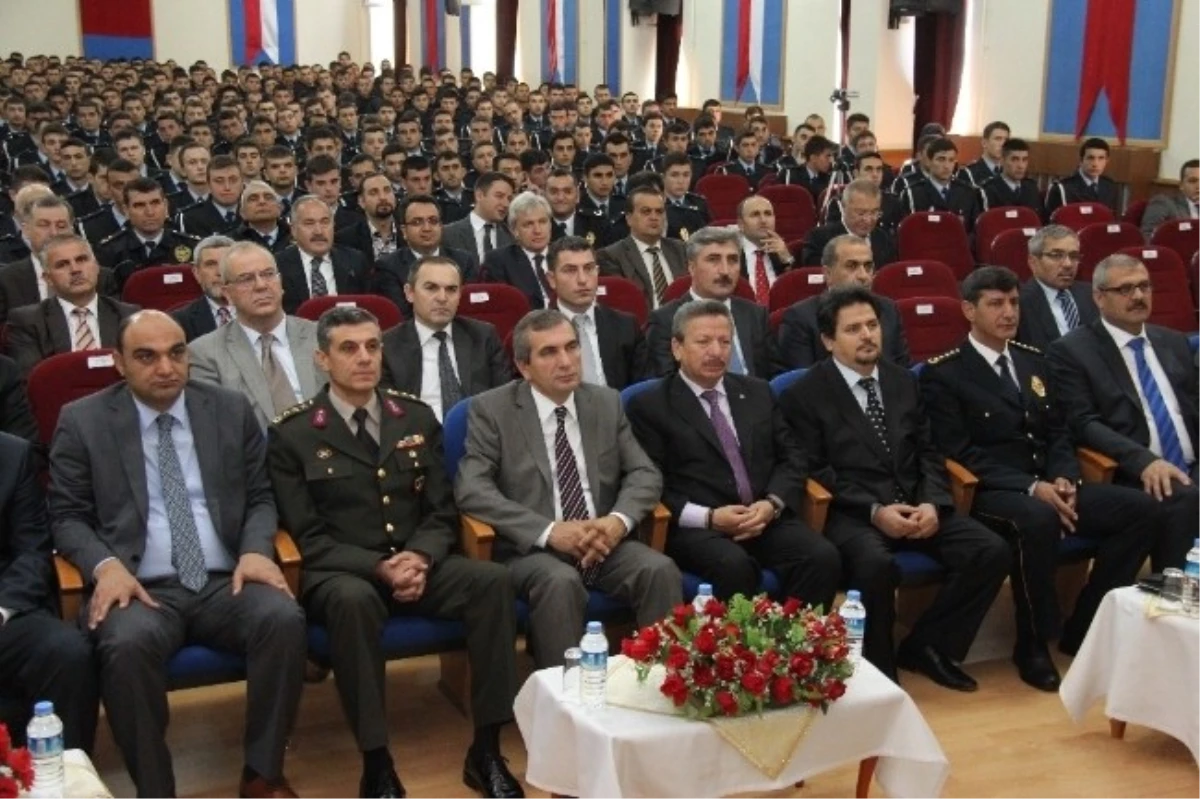 Yozgat Pmyo\'da Yeni Eğitim Öğretim Yılı Düzenlenen Törenle Başladı
