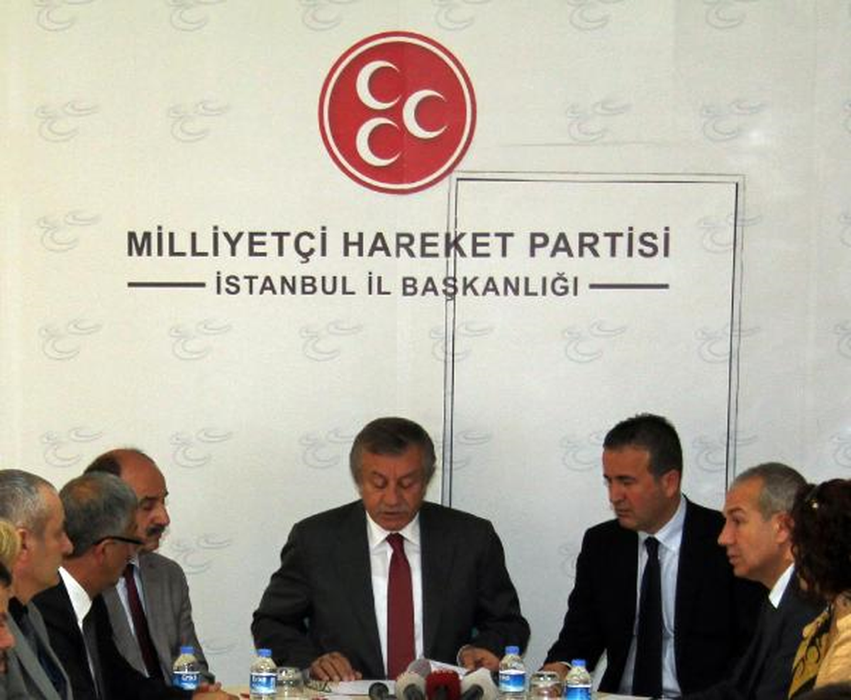 Adan: Demokratikleşme Paketi Bölücü, Irkçı Terör Örgütüyle Görüşülmüş Bir Paket