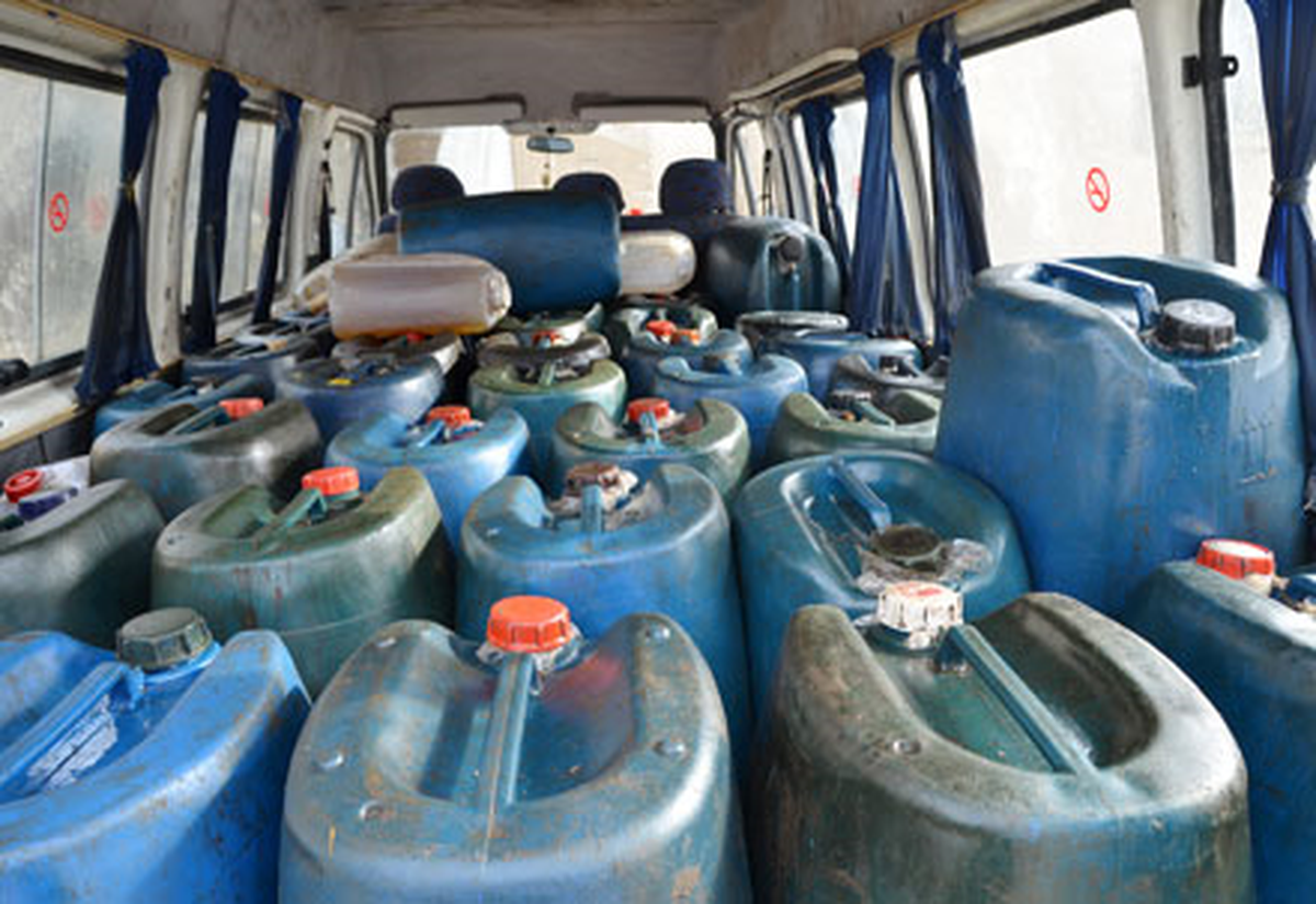 Ağrı\'da 2 Bin 720 Litre Kaçak Akaryakıt Ele Geçirildi