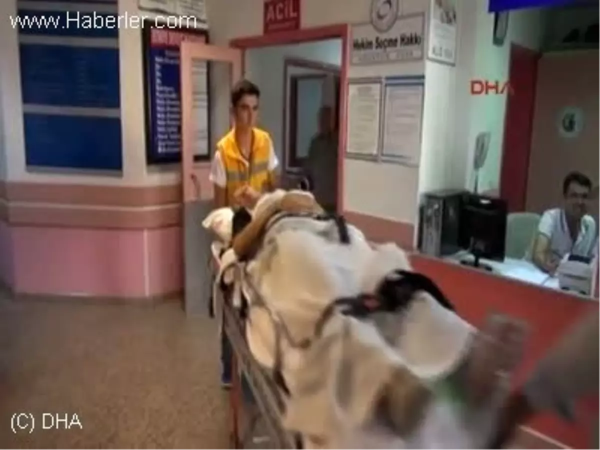 ) Babadağ\'da Kayalıklara Yuvarlanan Paraşüt Pilotu ve Yolcusu Yaralandı
