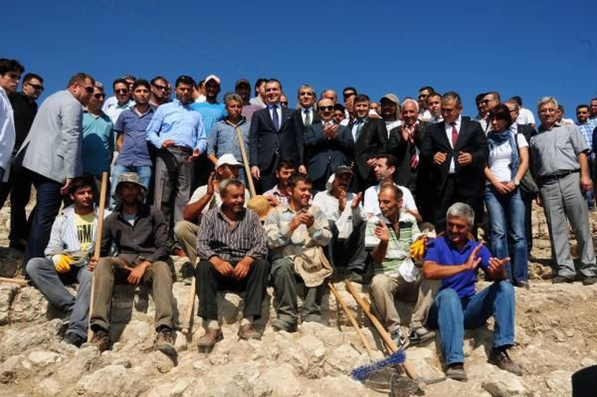 Bakan Çelik, Magarsus Antk Kentinde ADANA