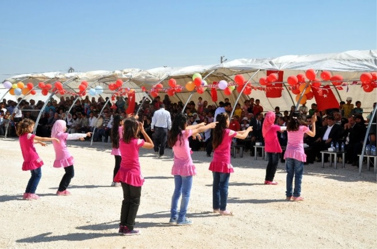 Çadır Kentte Yeni Eğitim ve Öğretim Yılı Şenliklerle Başladı