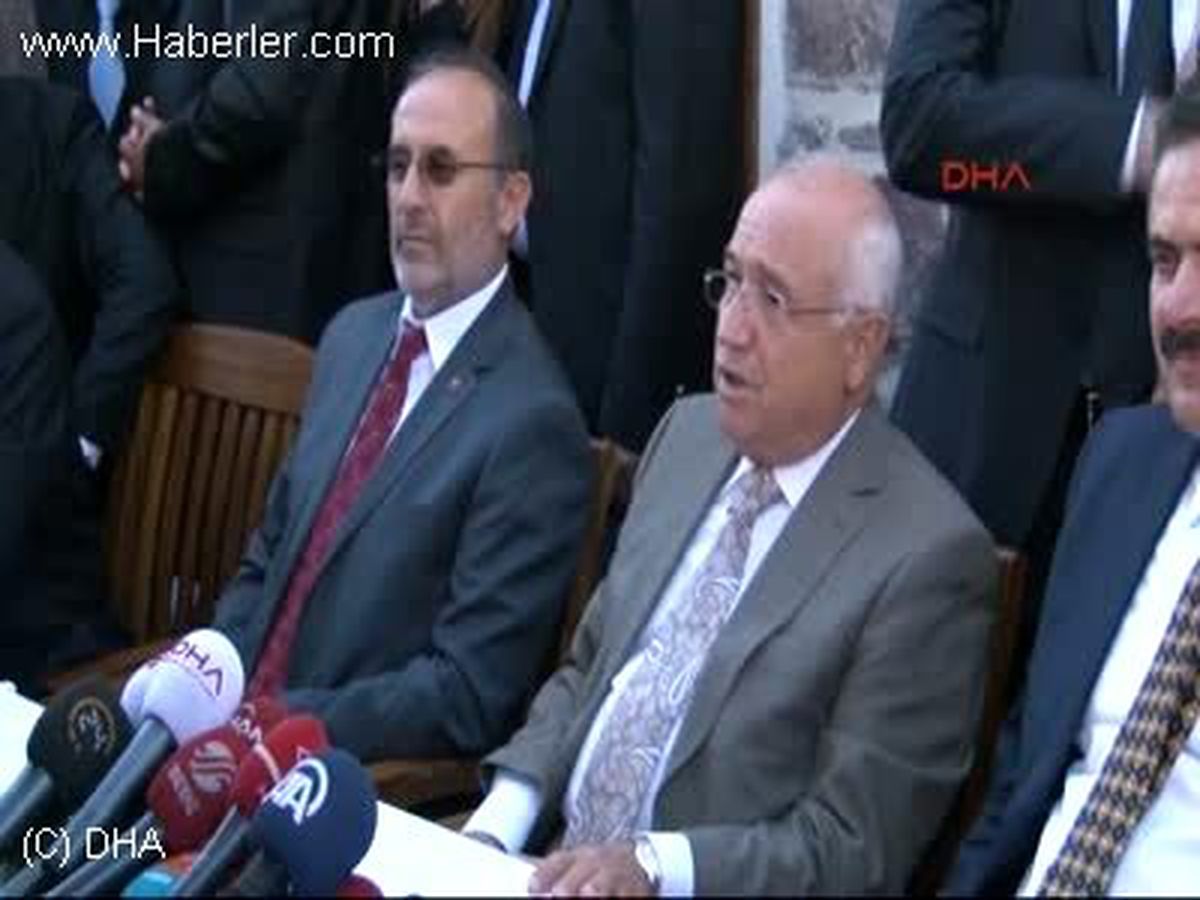 Cemil Çiçek: Güneşin Önemli Bir Kısmı da Battı Gibime Geliyor