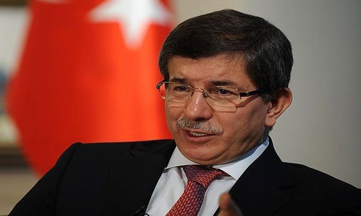 Davutoğlu, İngiliz Mevkidaşı Hague ile Görüştü