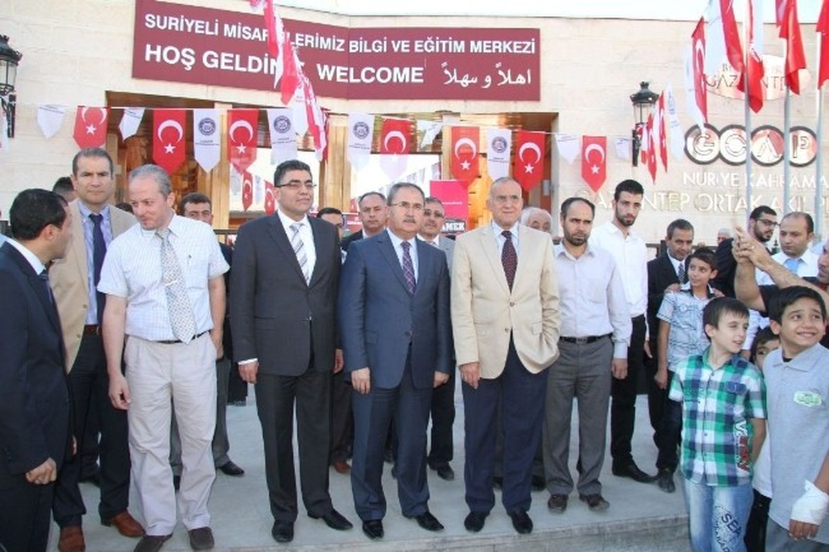 Gaziantep\'teki Suriyeli Öğrenciler Ders Başı Yaptı