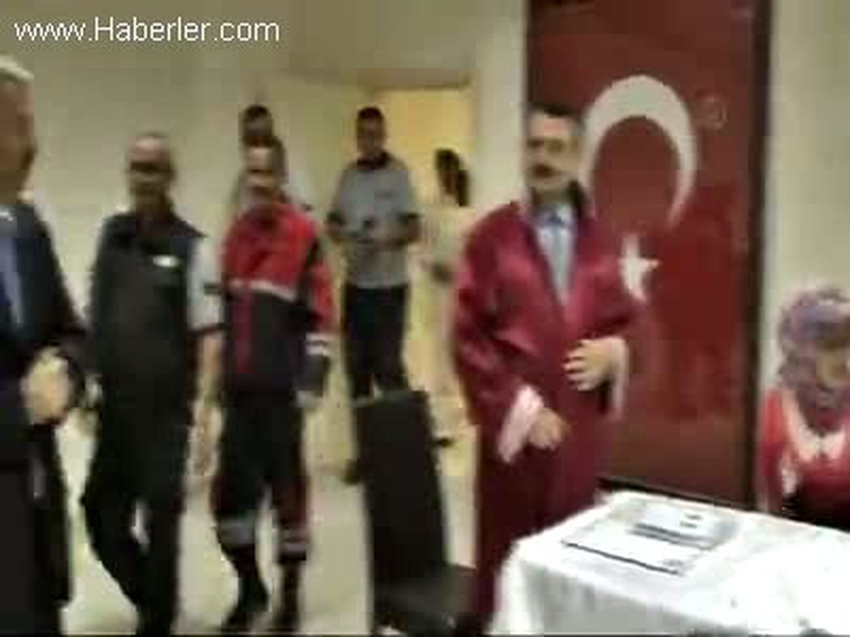 Gelin ve damada "yangın söndürme tüpü" sürprizi BURDUR