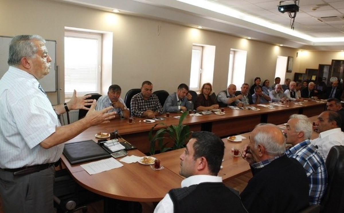 Nilüferli Muhtarlara Büyükşehir Kanunu Anlatıldı