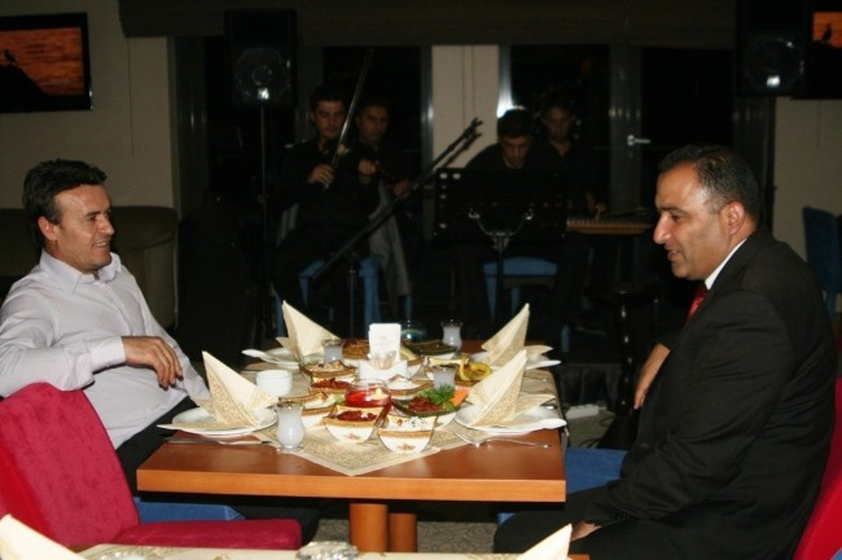 Rescate Hotel\'den Fasıl Ziyafeti