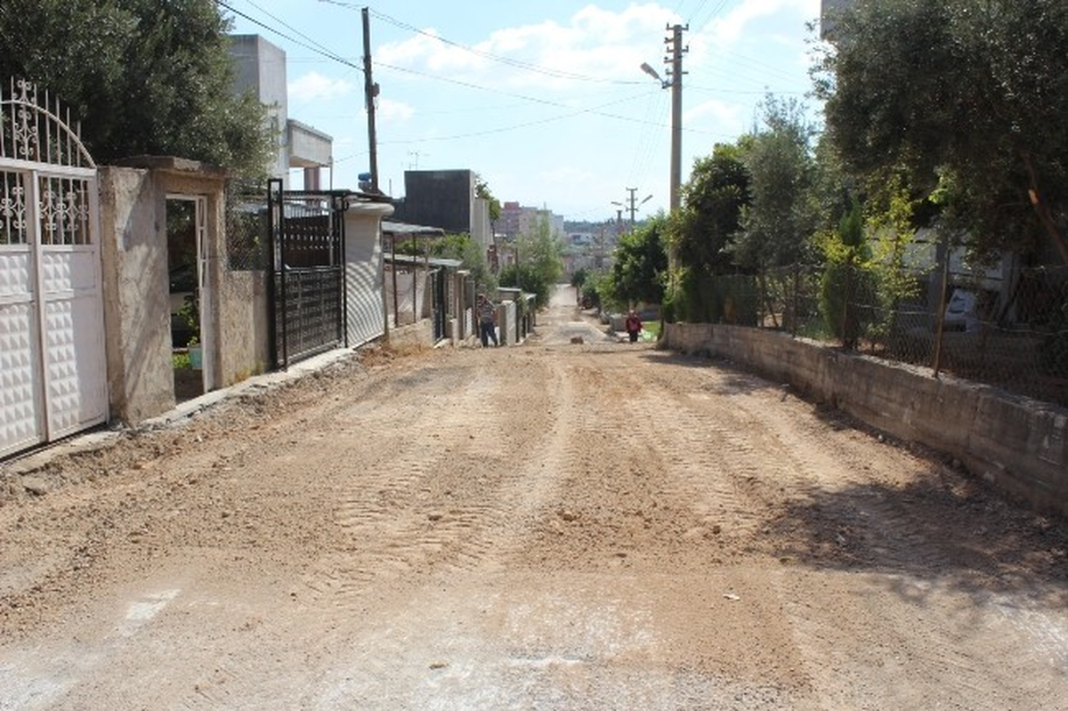 Sarıçam\'da Yol Çalışmaları