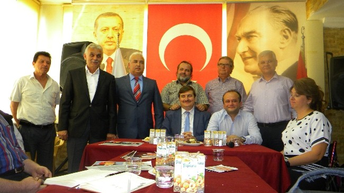 Uzunköprü\'de Aday Aday Açıklamaları Devam Ediyor