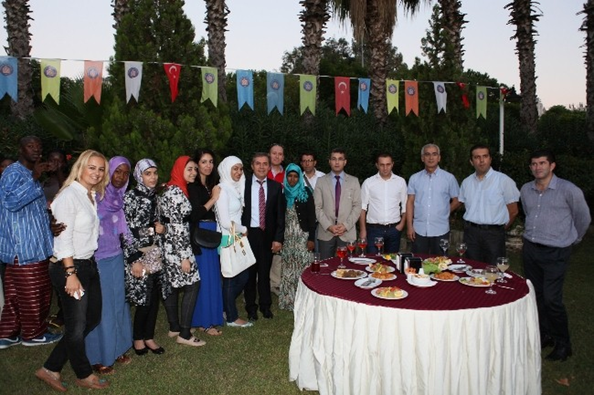 Aü\'den Uluslararası Öğrencilere Tanışma Toplantısı