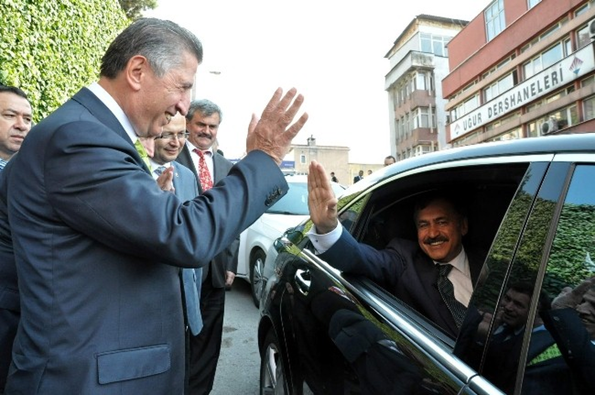 Bakan Eroğlu, AK Parti\'de Konuştu