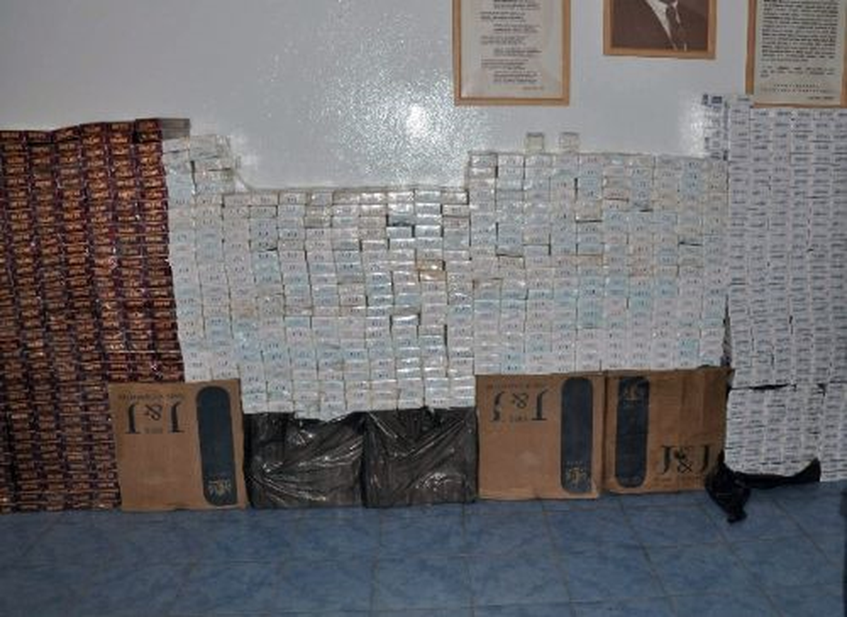 Erzurum\'da 10 Bin 440 Paket Kaçak Sigara Ele Geçirildi